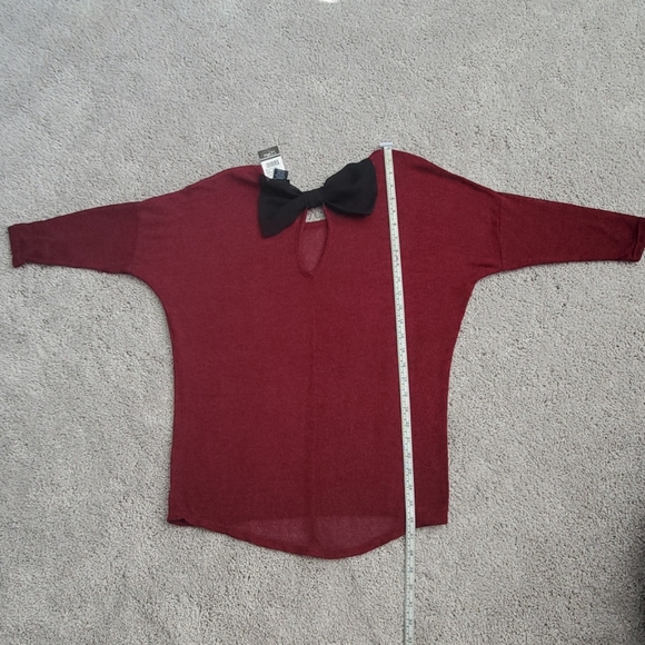 RUE 21 TOP - Picture 7 of 8